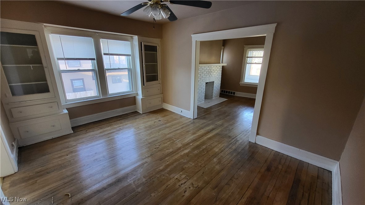 Cleveland, Ohio 44108, United States, 2 Bedrooms Bedrooms, ,1 BathroomBathrooms,Residential,Active,9557
