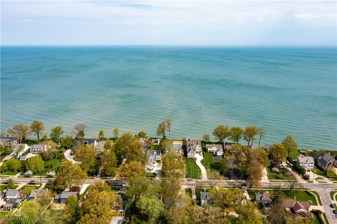 26907 Lake Road, Bay Village, Ohio image 23
