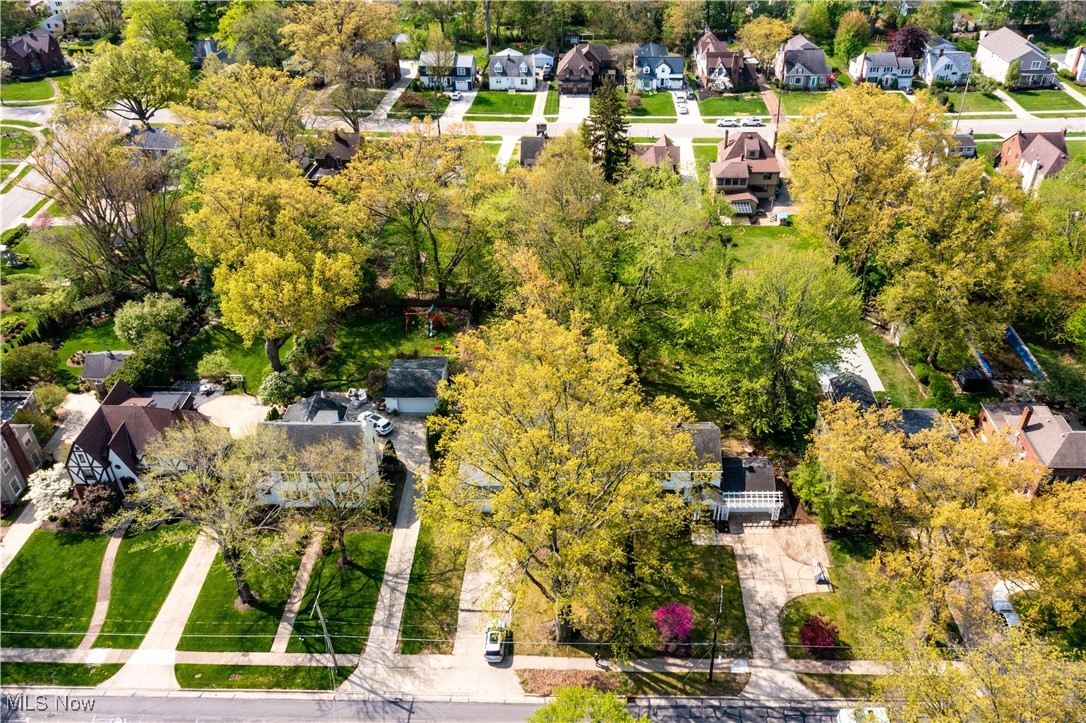 26907 Lake Road, Bay Village, Ohio image 25