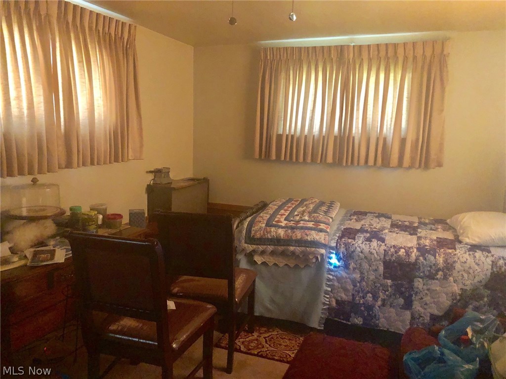 Helper-Hart Realty Cos Lee H - Residential