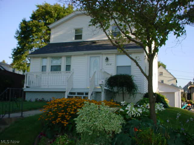 Great 3 bed, 2 1/2 bath with many updates! Kitchen remodeled 2010, roof 2006, windows, siding & furnace approx 2005! 2+ detached garage 2002! Nicely landscaped! Foundation/basement 1992! Hot water tank 2014! Front porch! Kitchen appliances! Shows well!