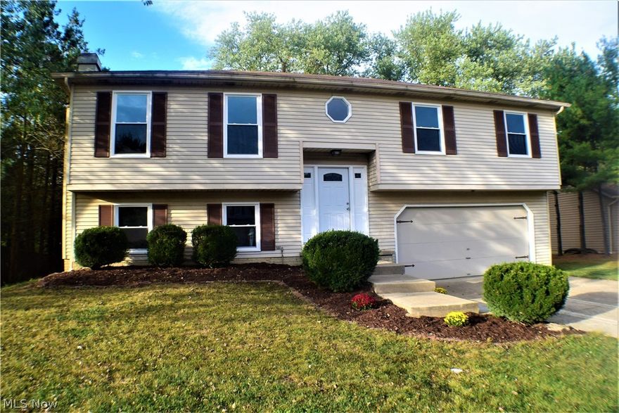 Stunning Updated Raised Ranch Home! Shows Like New! Gorgeous New Kitchen with White Cabinets, Granite Countertops, New Appliances, Wood Floors and more! Two New Full Baths with Tile Floors! Large Master Bedroom with private Bathroom access! Walk-Out Lower Level/
Basement with a Huge Family Room, Full Bath and Sliding Patio Door to a Concrete Patio and Large Deck! Laundry Room with Tile Floor! New Windows, Front Door and Rear Slider, Carpet, Light Fixtures, Furnace and more! Newer Central Air Conditioner! Patio and Large Deck! Pearl East Park HOA with a private playground! Seller is providing a Home Warranty! Convenient to the Strongsville Rec Center, Shopping, Schools, Freeways, Turnpike, Airport and more!