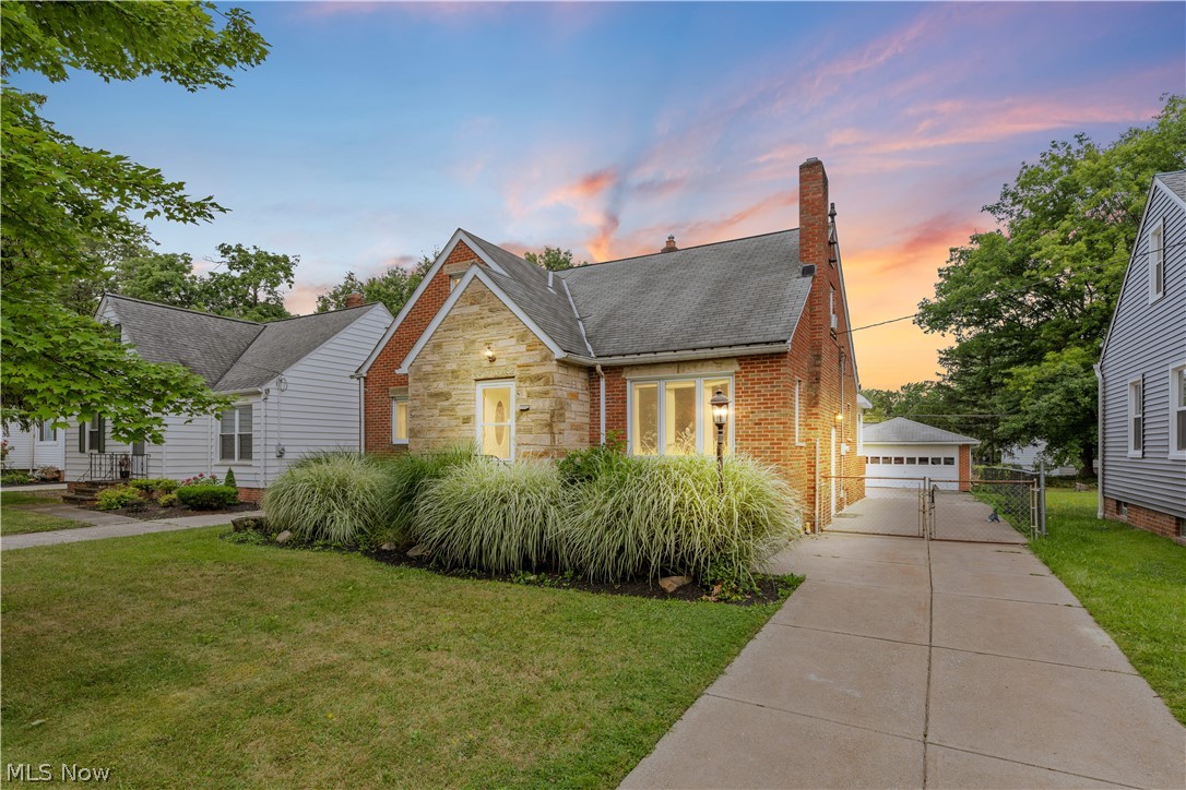 View Mayfield Heights, OH 44124 property