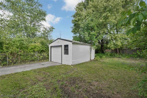 Tiny photo for 17419 Lotus Drive, Cleveland, OH 44128 (MLS # 5239706)