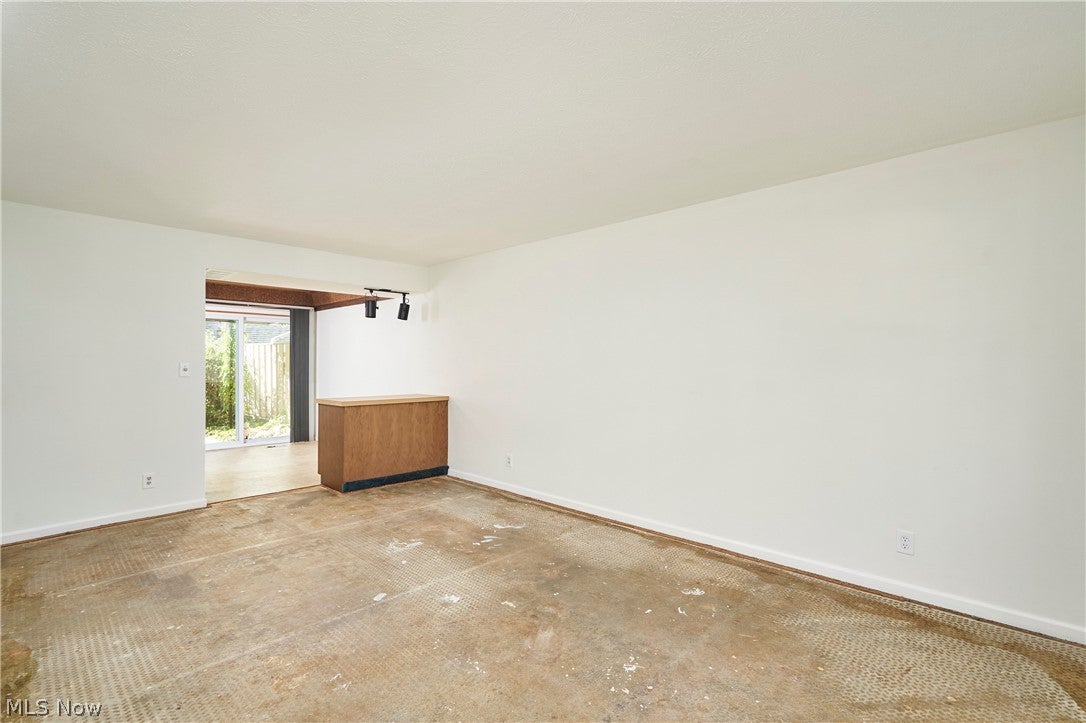 76 Menlo Park Drive