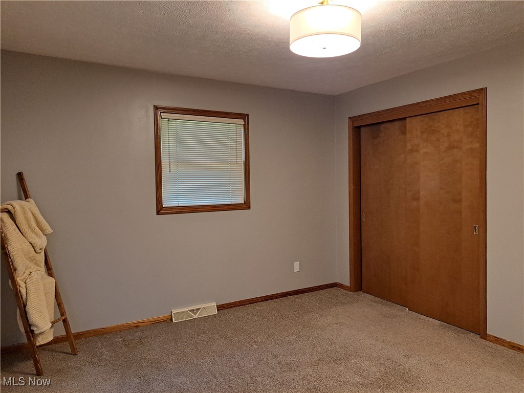 205 Lincoln Lane, New Concord, Ohio image 26