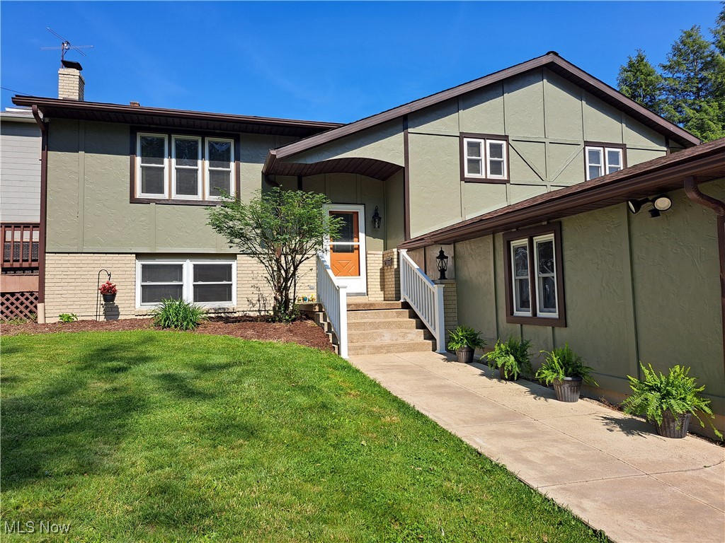 205 Lincoln Lane, New Concord, Ohio image 3