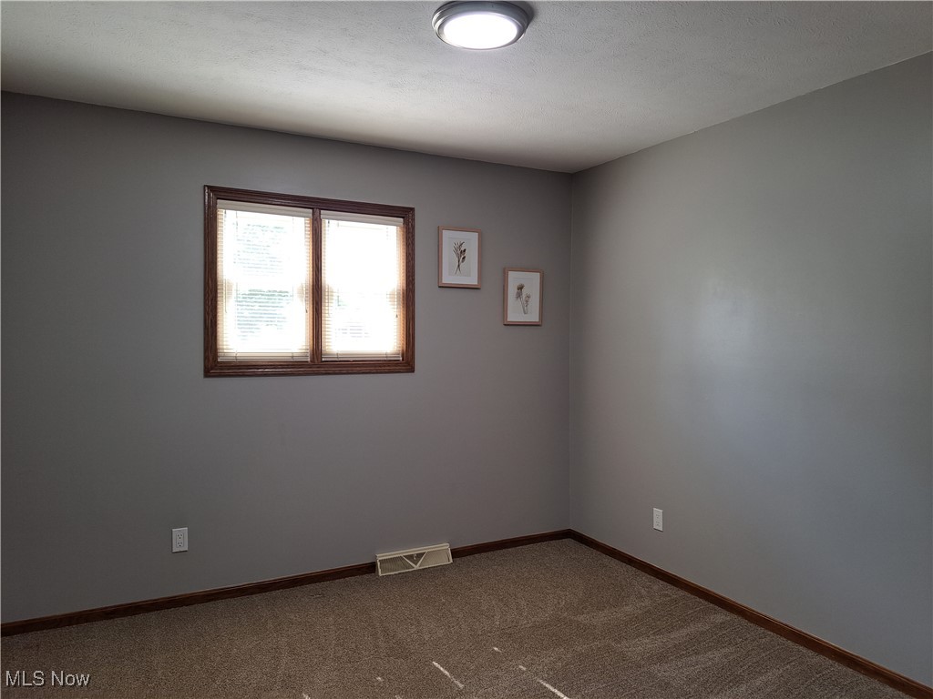 205 Lincoln Lane, New Concord, Ohio image 21
