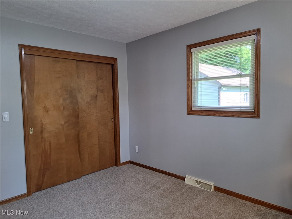 205 Lincoln Lane, New Concord, Ohio image 24