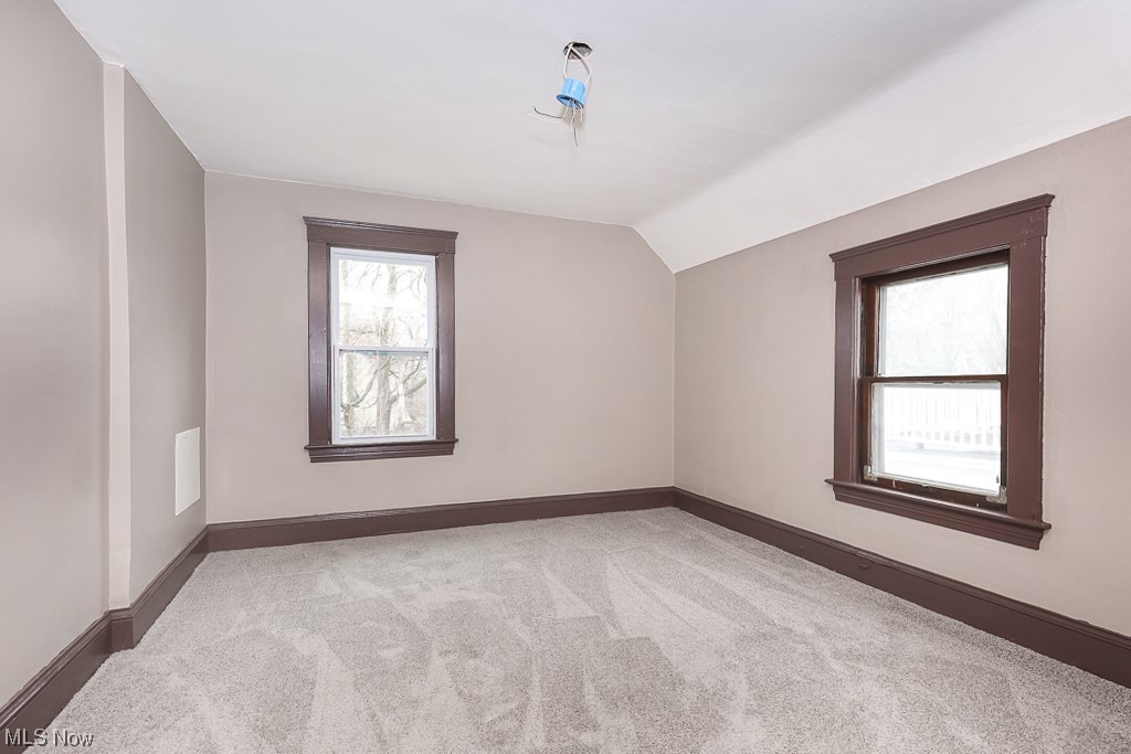 Brooklyn Realty Company Sub - Residential Lease