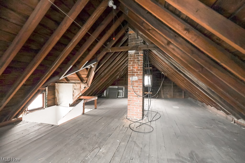 Brooklyn Realty Company Sub - Residential Lease