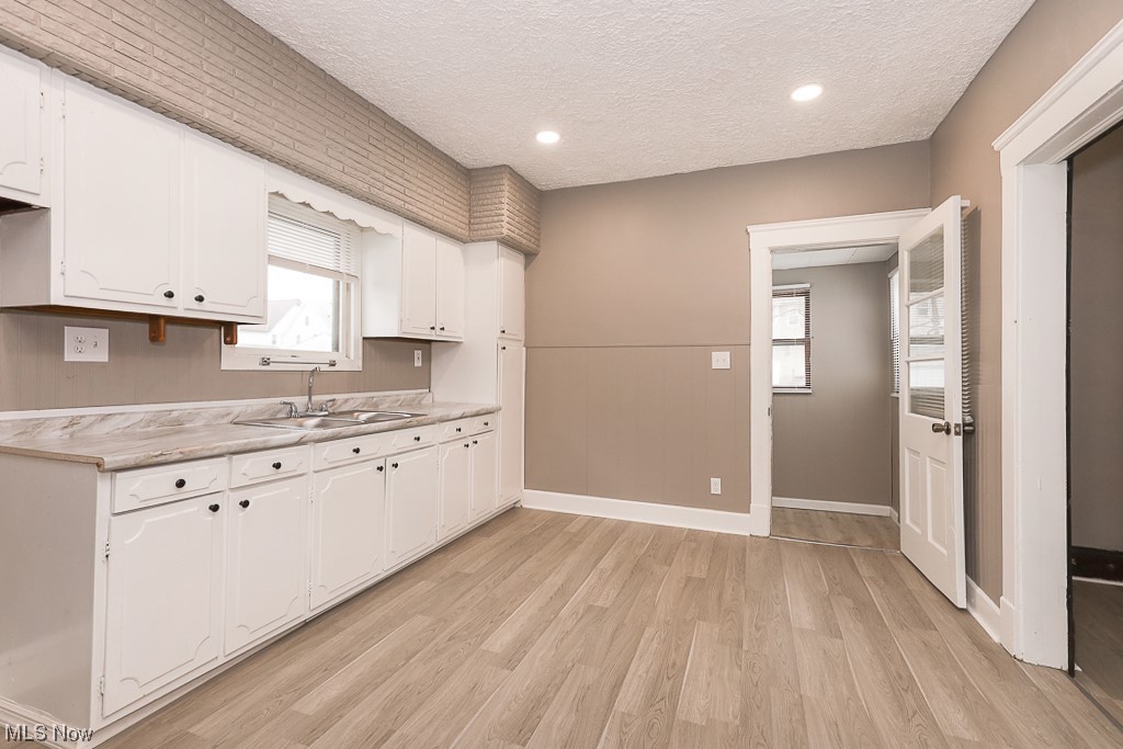 Brooklyn Realty Company Sub - Residential Lease