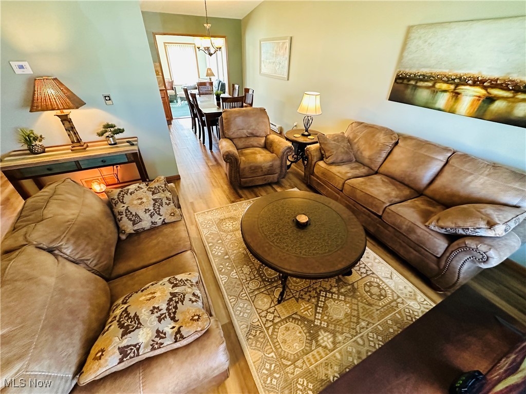 6923 Berry Blossom Drive, Canfield, Ohio image 9