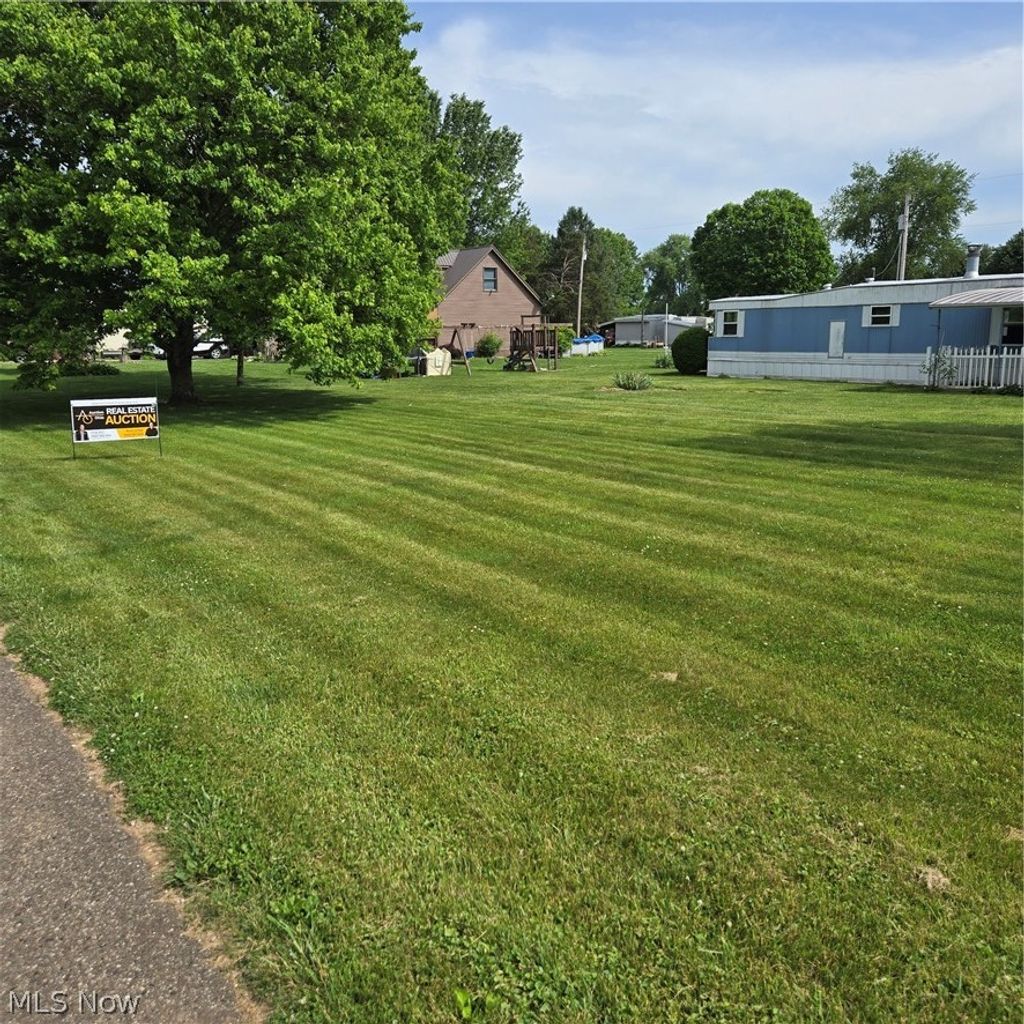 Photo of 46357 Township Rd 1208, Coshocton, OH 43812 (MLS # 5212524)