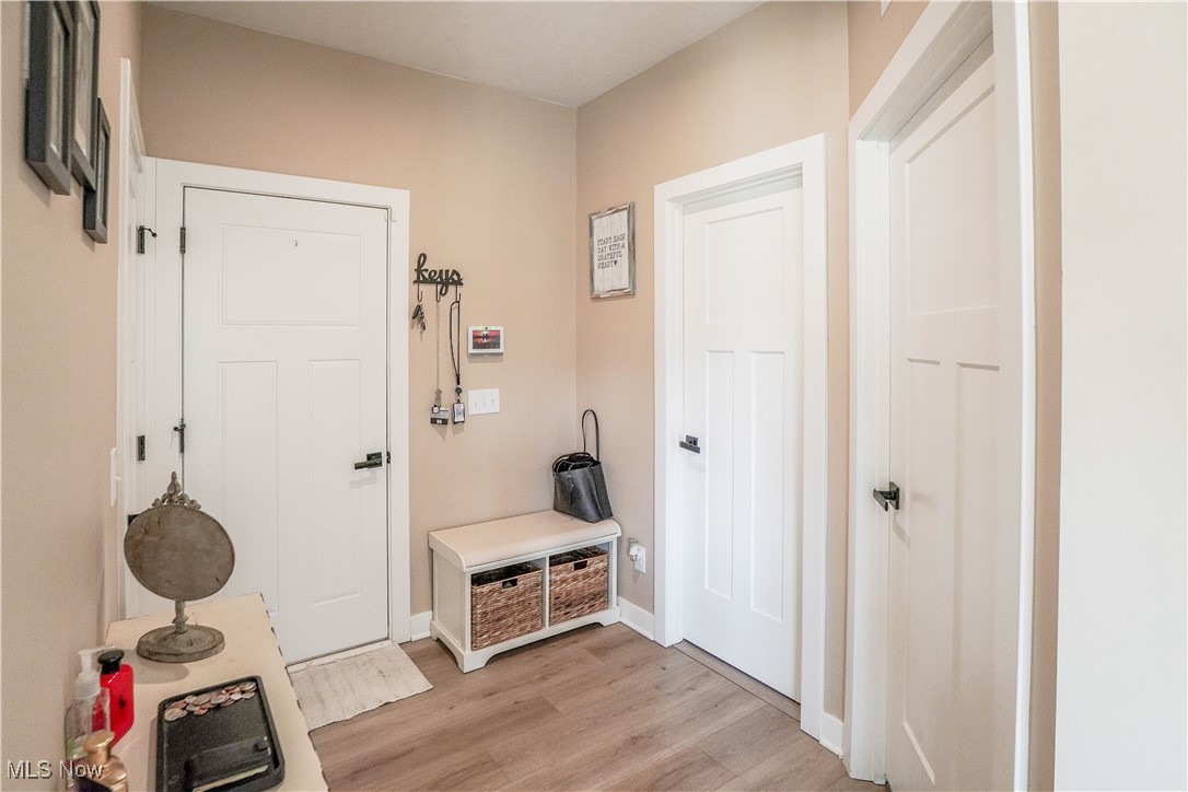 1404 Southbrook Circle, Canton, Ohio image 18