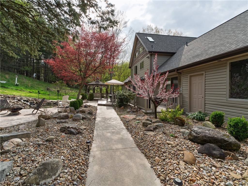 7685 Mt. Pleasant Rd, North Canton, Ohio image 16