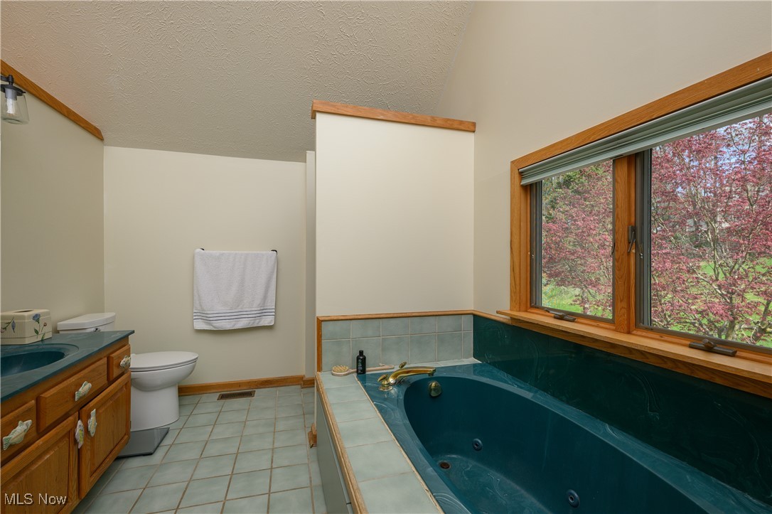 7685 Mt. Pleasant Rd, North Canton, Ohio image 40