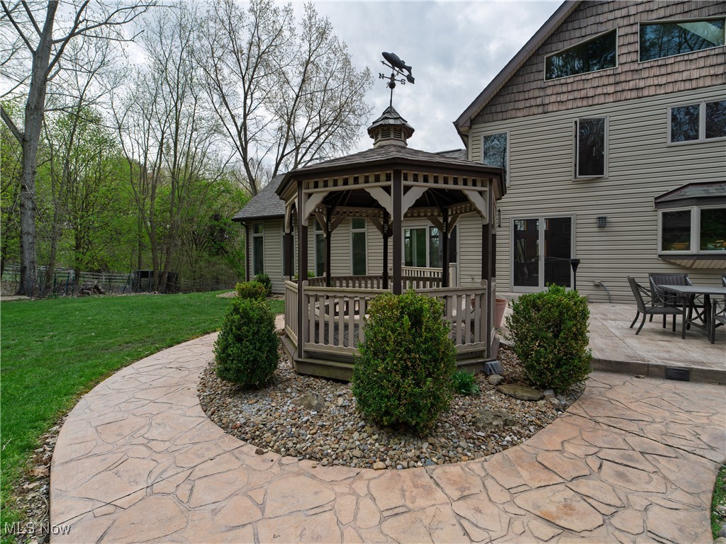 7685 Mt. Pleasant Rd, North Canton, Ohio image 8