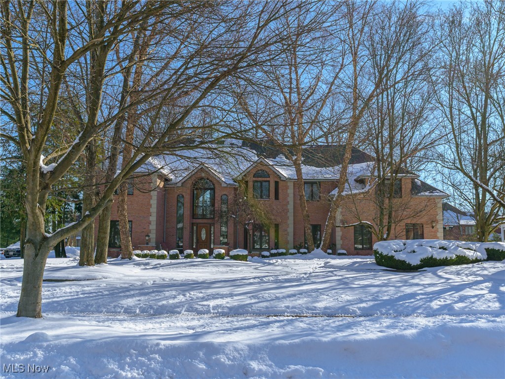 8589 Countryview Drive, Broadview Heights, Ohio image 1