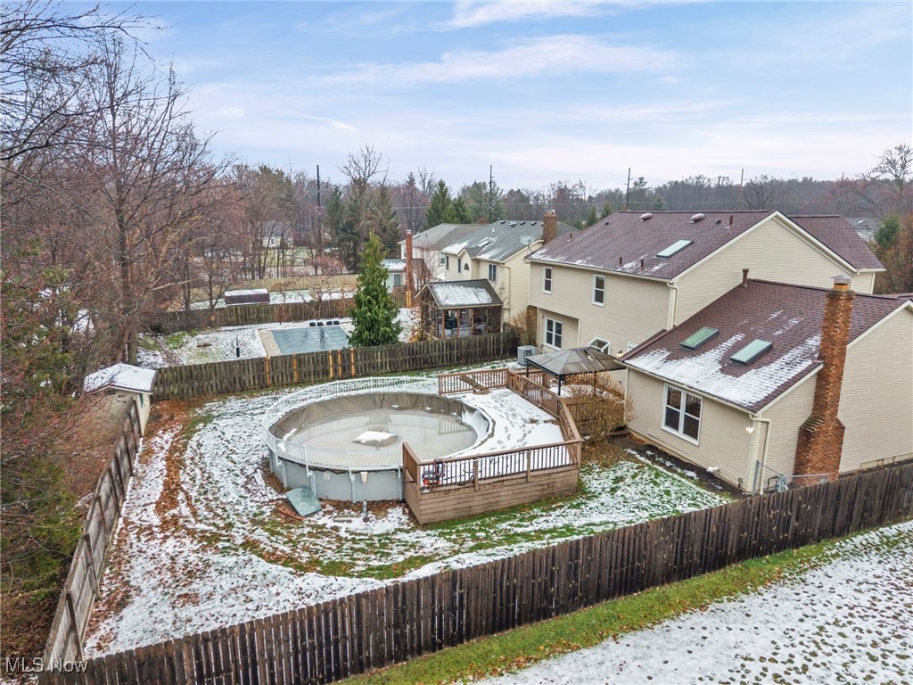 Crystal Crk - Residential