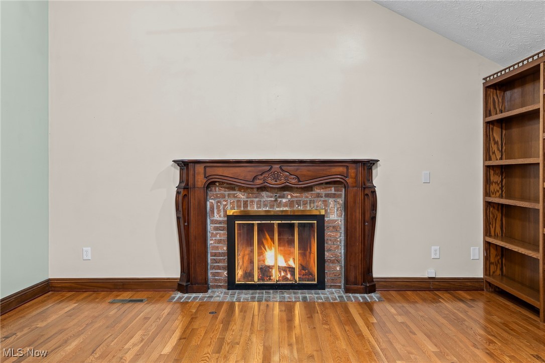 Crystal Crk - Residential