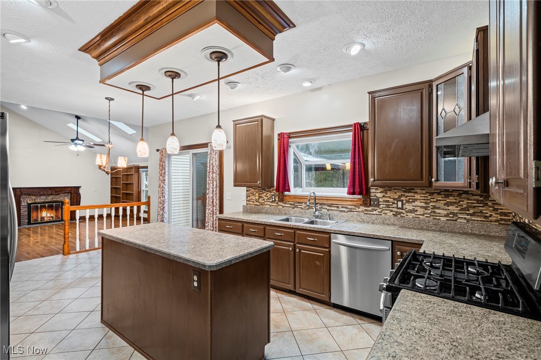 Crystal Crk - Residential