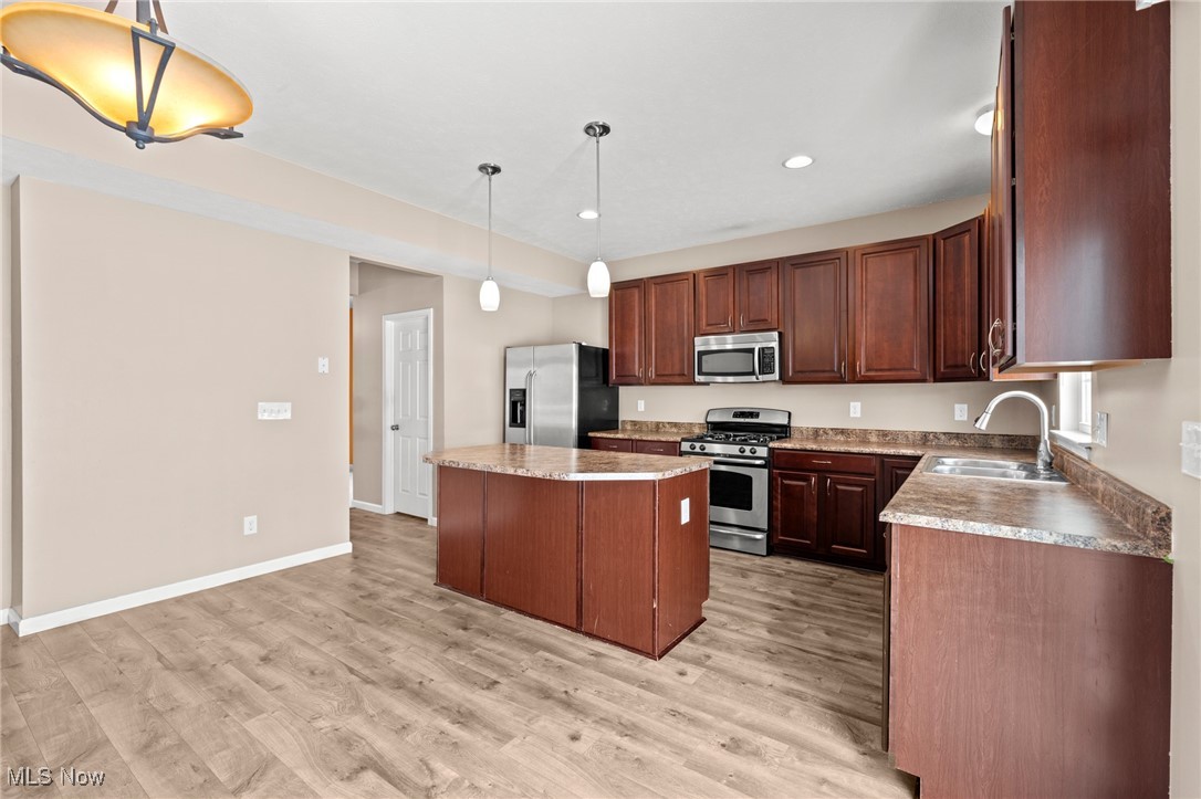 Meadows/Bedford Heights - Residential