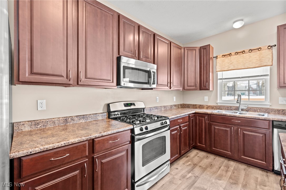 Meadows/Bedford Heights - Residential