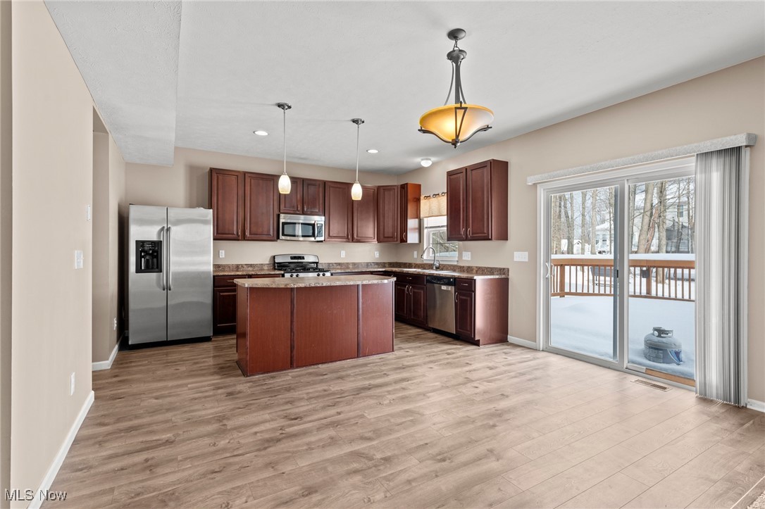 Meadows/Bedford Heights - Residential