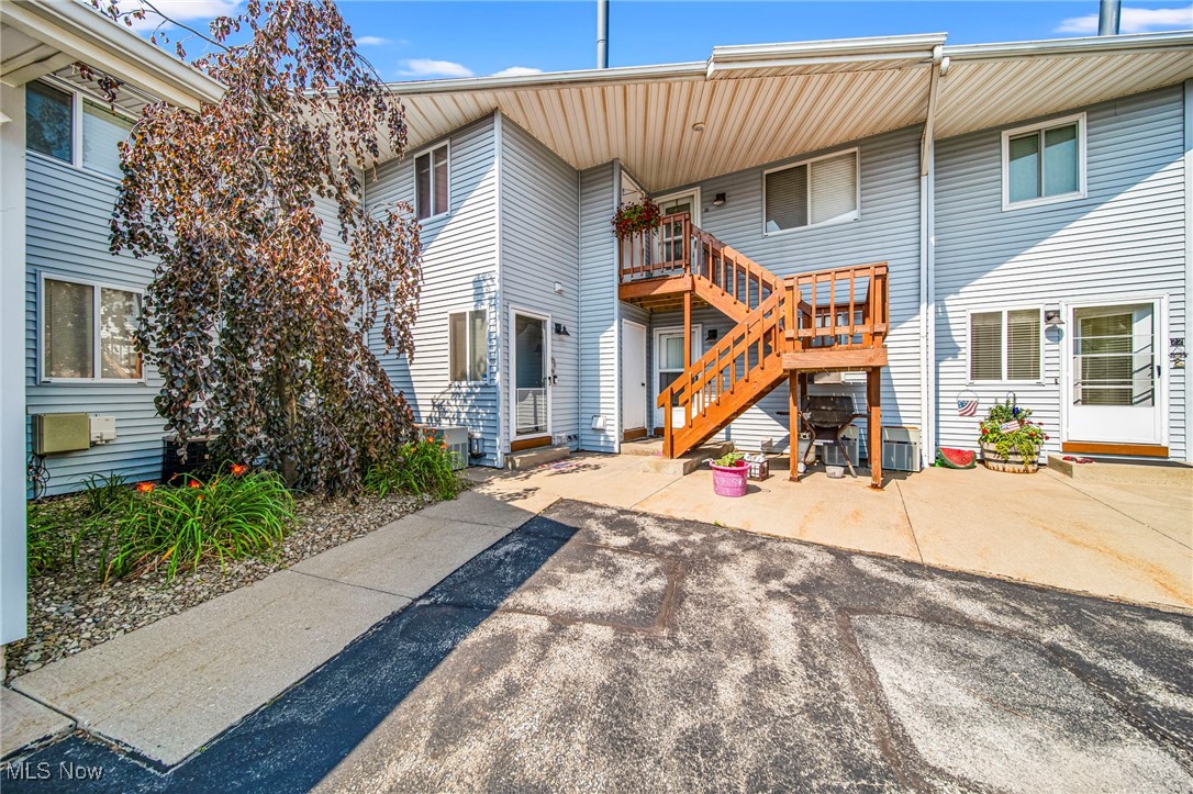 Conneaut, Ohio 44030, United States, 2 Bedrooms Bedrooms, ,2 BathroomsBathrooms,Residential,Pending,185662