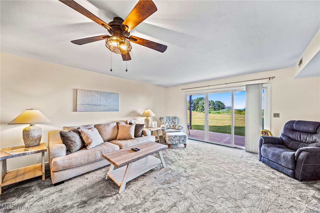 Conneaut, Ohio 44030, United States, 2 Bedrooms Bedrooms, ,2 BathroomsBathrooms,Residential,Pending,185662