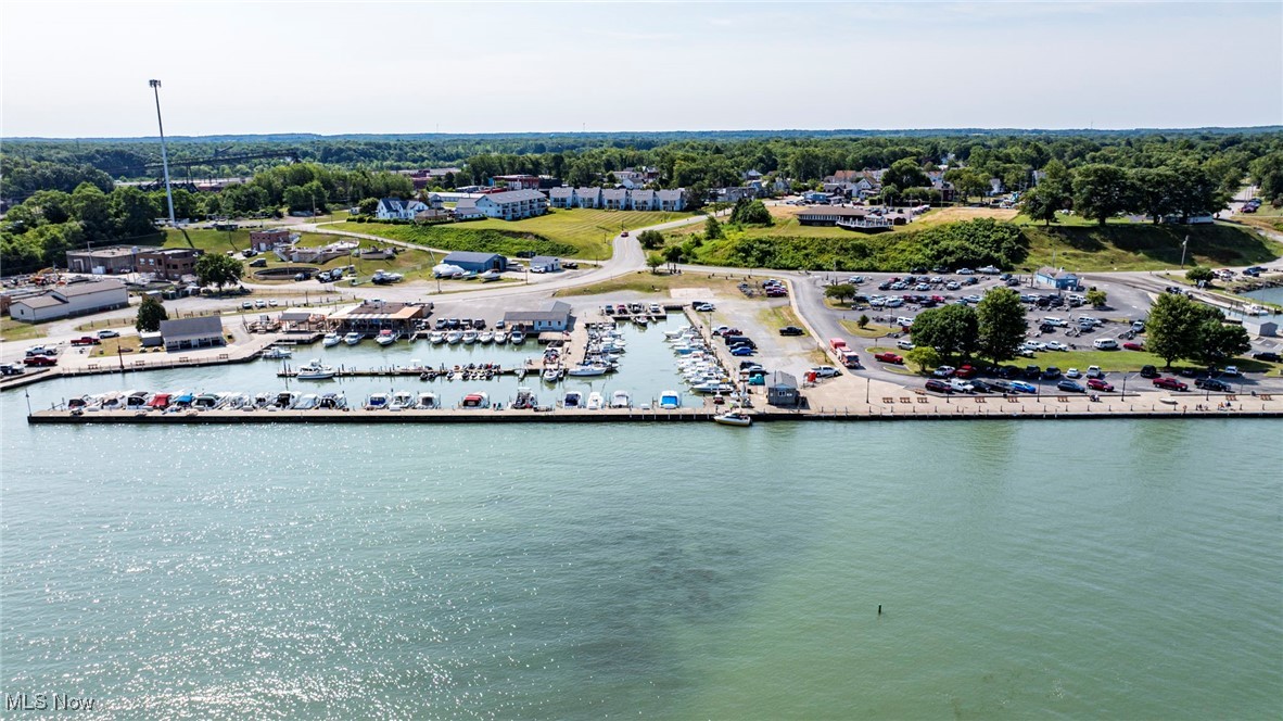 Conneaut, Ohio 44030, United States, 2 Bedrooms Bedrooms, ,2 BathroomsBathrooms,Residential,Pending,185662