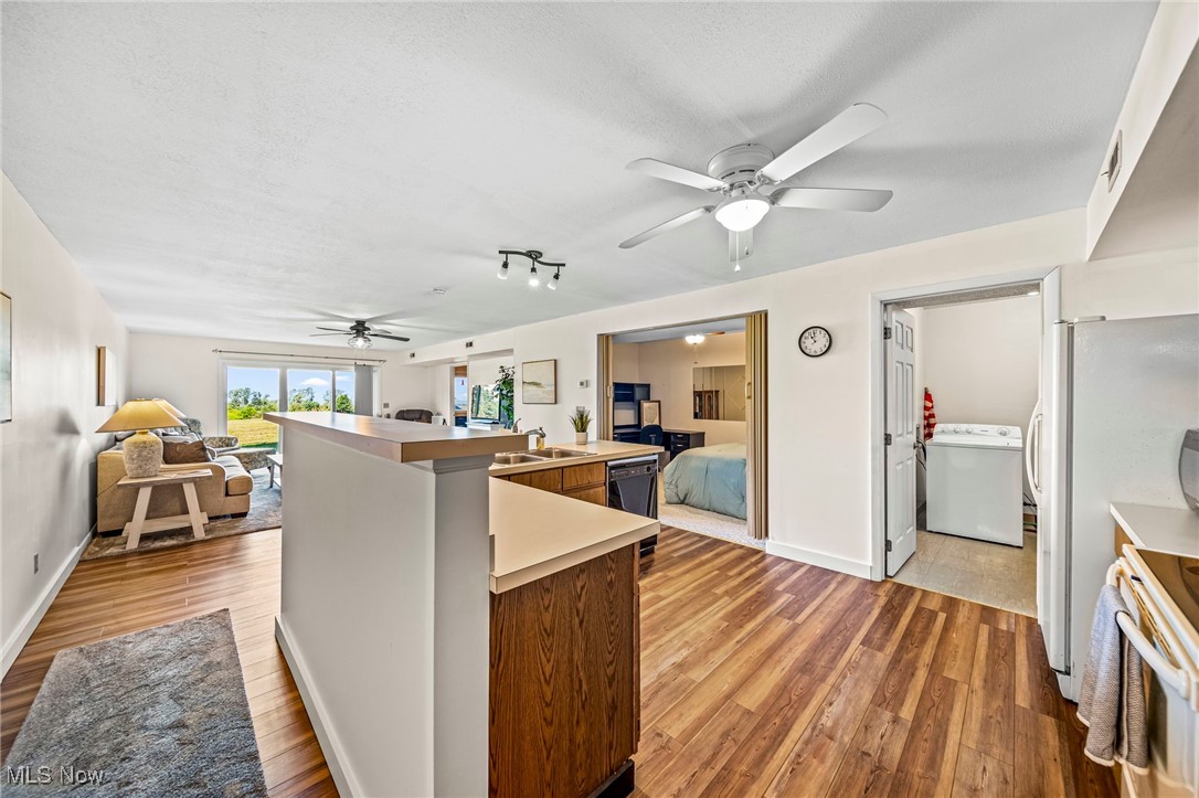 Conneaut, Ohio 44030, United States, 2 Bedrooms Bedrooms, ,2 BathroomsBathrooms,Residential,Pending,185662