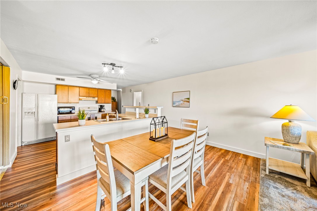 Conneaut, Ohio 44030, United States, 2 Bedrooms Bedrooms, ,2 BathroomsBathrooms,Residential,Pending,185662