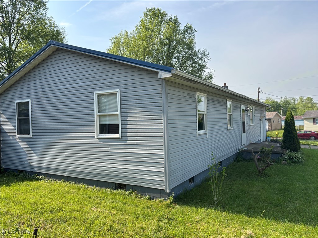 323 Wood Street, Davisville, West Virginia image 3