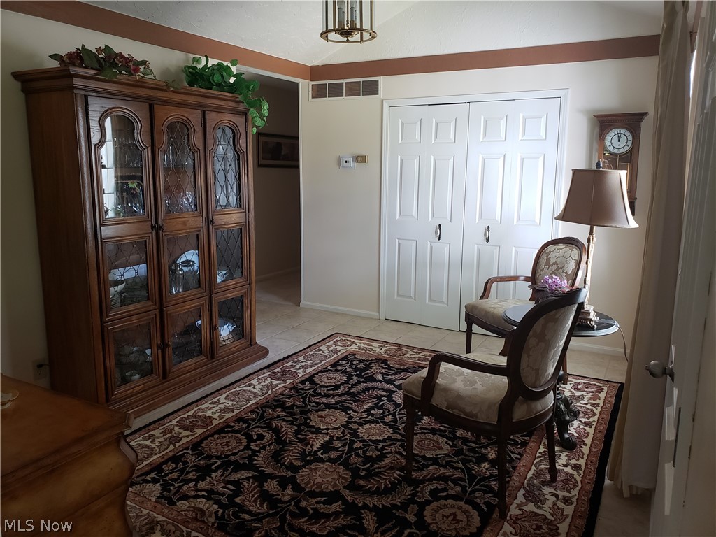 John Larsen Realty Co 02 - Residential