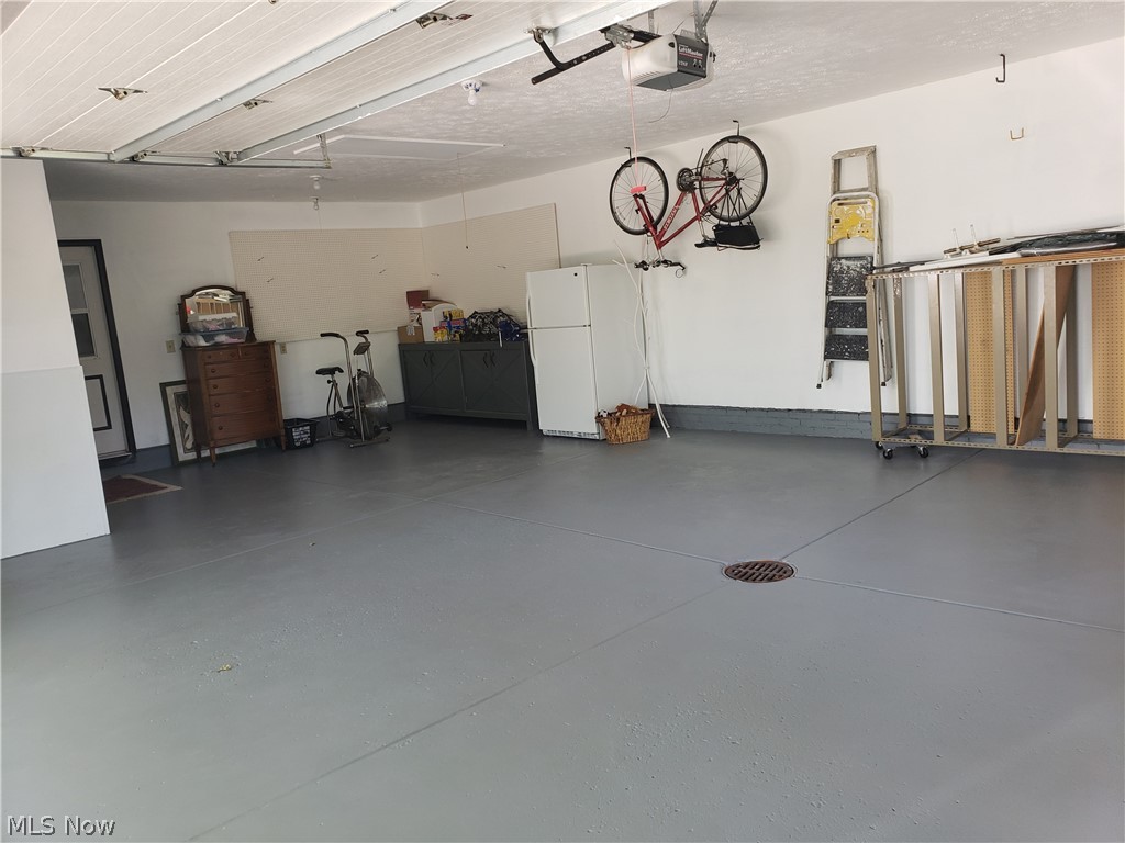 John Larsen Realty Co 02 - Residential