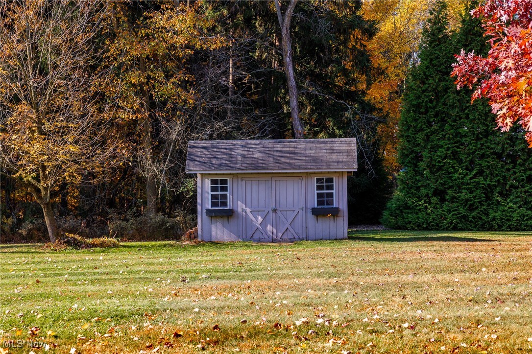 1015 S Mount Eaton Road, Dalton, Ohio image 8