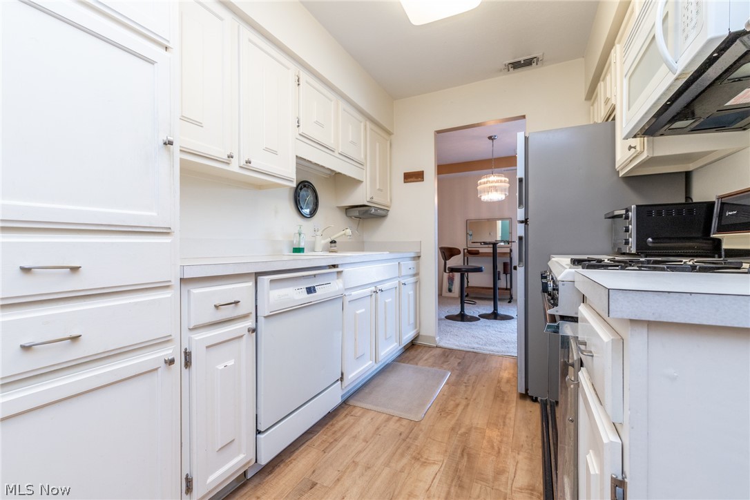 Acacia on the Green - Residential