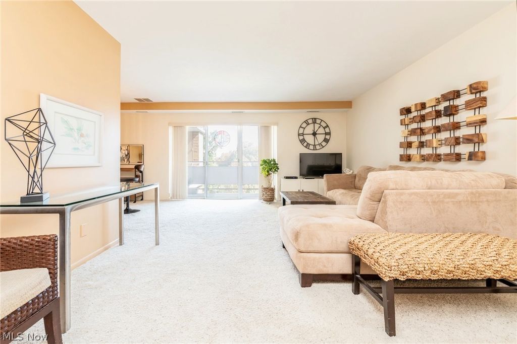 Photo of 2112 Acacia Park Drive #322, Lyndhurst, OH 44124 (MLS # 5199495)