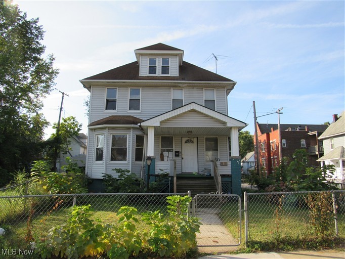Great Opportunity. @ large units with lots of rooms. The is a great investment opportunity for the amount of rent possible.