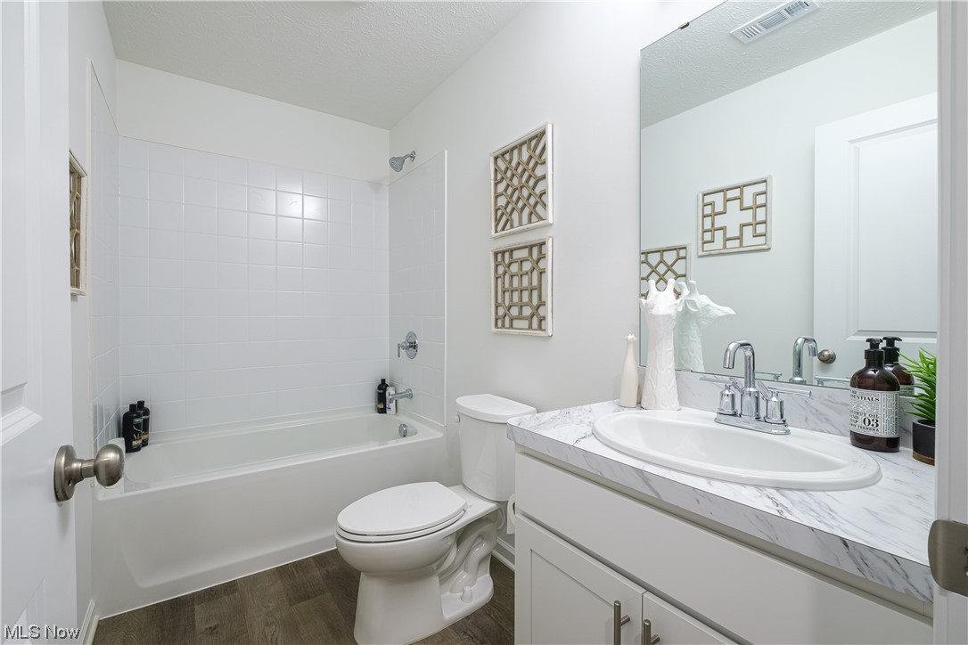 Auld Farm - Residential Lease