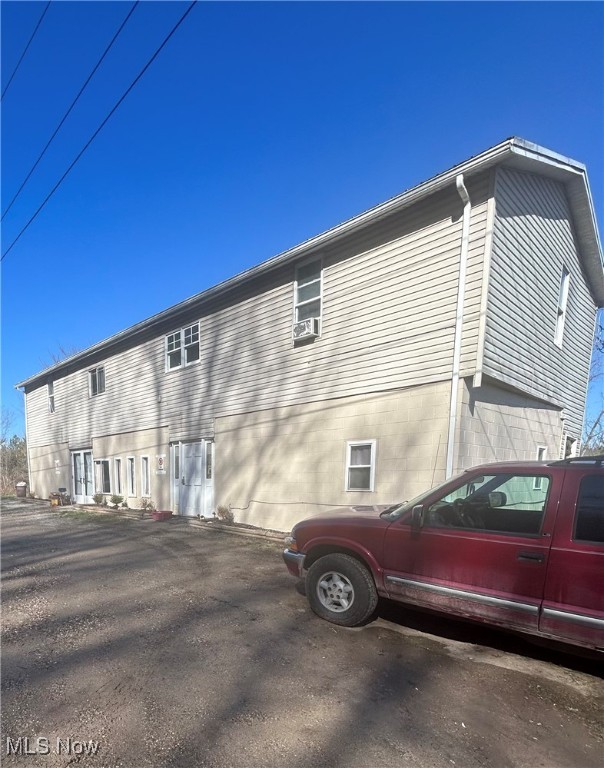 12171 E Pike