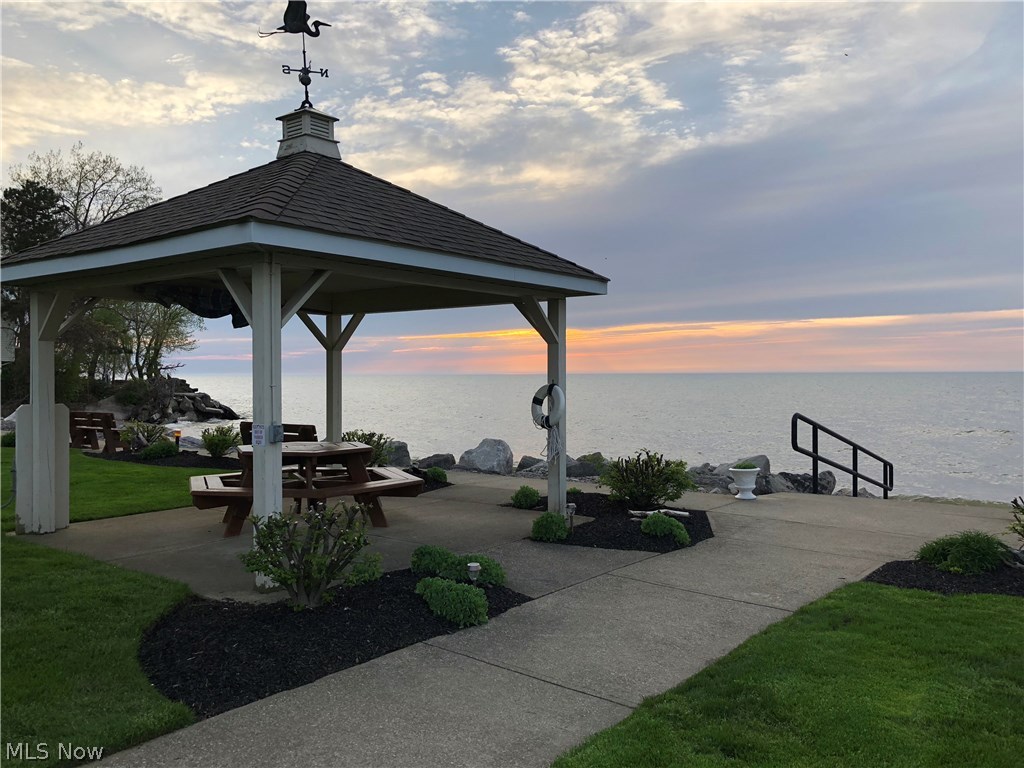 Sunset Cove - Residential