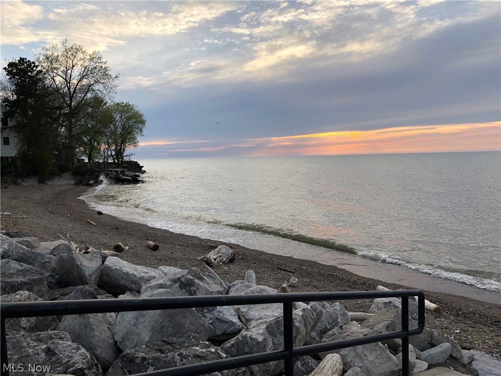 Sunset Cove - Residential