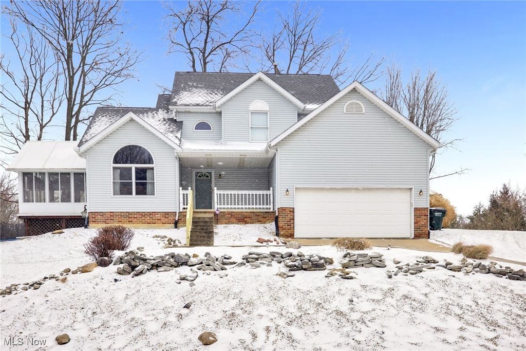 Photo of 2307 Wittenburg Street, Louisville, OH 44641 (MLS # 5178991)