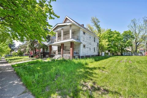 10801 Mount Auburn Cleveland OH 44104