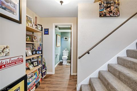 Tiny photo for 6554 N Carolina Place, Poland, OH 44514 (MLS # 5203170)