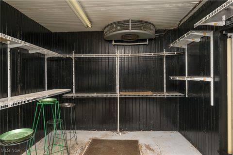 Tiny photo for 468 W Vine Street, Alliance, OH 44601 (MLS # 5183804)