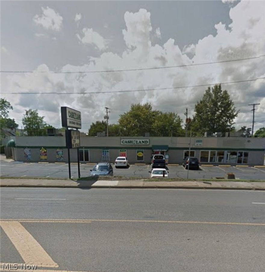Excellent North End Location. High traffic count. 27,000 cars per day. According to ODOT.  Excellent visibility.  Over 7,300 sqft of commercial space. This property screams LOCATION LOCATION. New roof 2017. Parking is not an issue. GREAT Commercial Investment property.  Call today for more details.